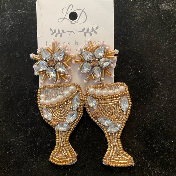 Champs for Champs 🥂 Celebrations - Picture 1 of 3